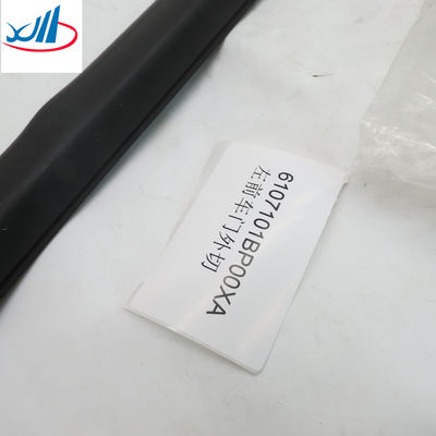 Auto Engine Parts Water Cutting Seal Strip For Left Front Door 6107101BP00XA 6107101-P00