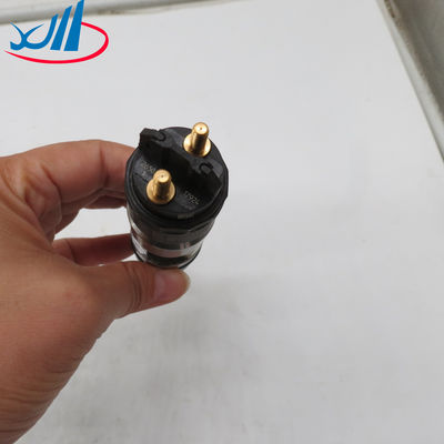 Heavy Duty Truck Parts Rail Fuel Injector 0445120389 612630090012