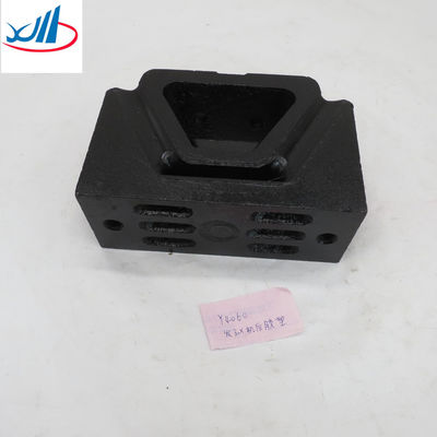 Iron Gearbox Spare Parts Engine Rear Rubber Pad Y4060