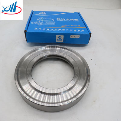 On Sale Oil Seal Block Yutong Bus Parts 990123400192