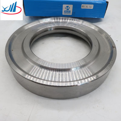 On Sale Oil Seal Block Yutong Bus Parts 990123400192