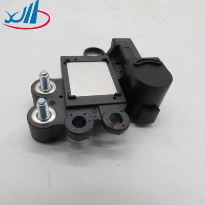 Good Selling Trucks And Cars Auto Parts Regulator AHC128024