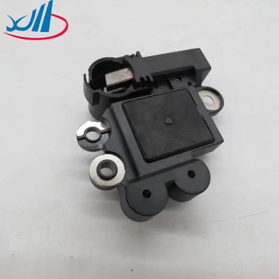Good Selling Trucks And Cars Auto Parts Regulator AHC128024
