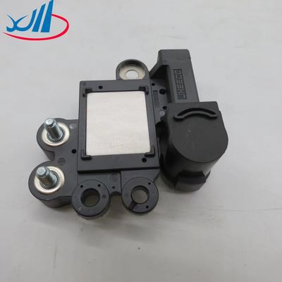 Good Selling Trucks And Cars Auto Parts Regulator AHC128024
