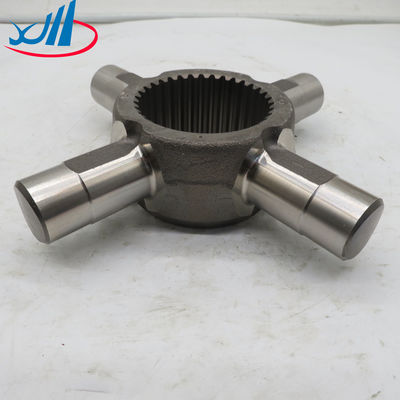Good Performance Cars And Trucks Cross Axes Between Shafts AZ9981320139
