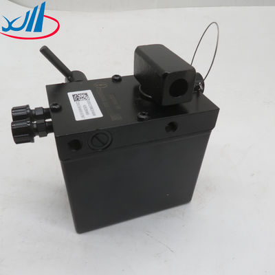 SHACMAN X3000 Truck Parts Hydraulic Cabin Lifting Pump DZ97259820125
