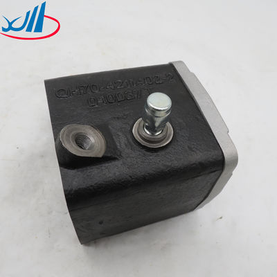 Iron Material Intermediate Cylinder For Truck QH70-4211402-2