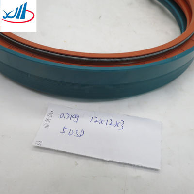 Jinan Sinotruk Howo Truck Parts Front Hub Oil Seal 190003074387